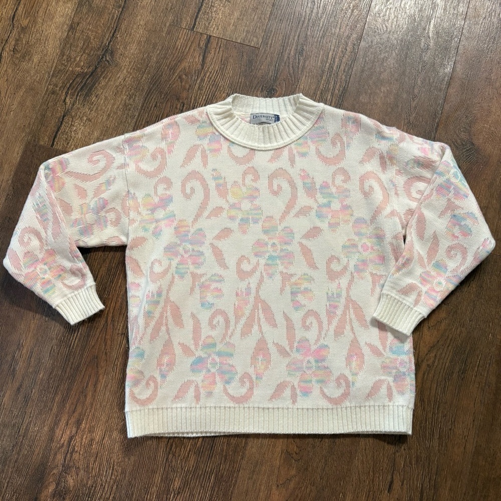 Vintage floral crewneck sweater
